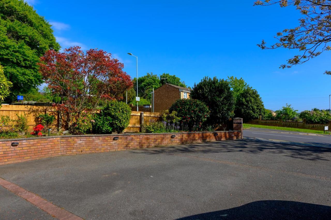Upton Village Guest House Birkenhead Exterior photo